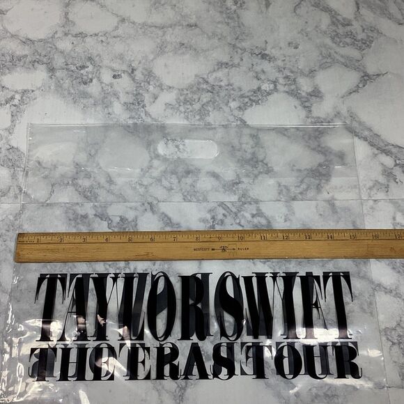 Taylor Swift The Eras Tour Official Black T-shirt New Large Merch Bag - Picture 8 of 9